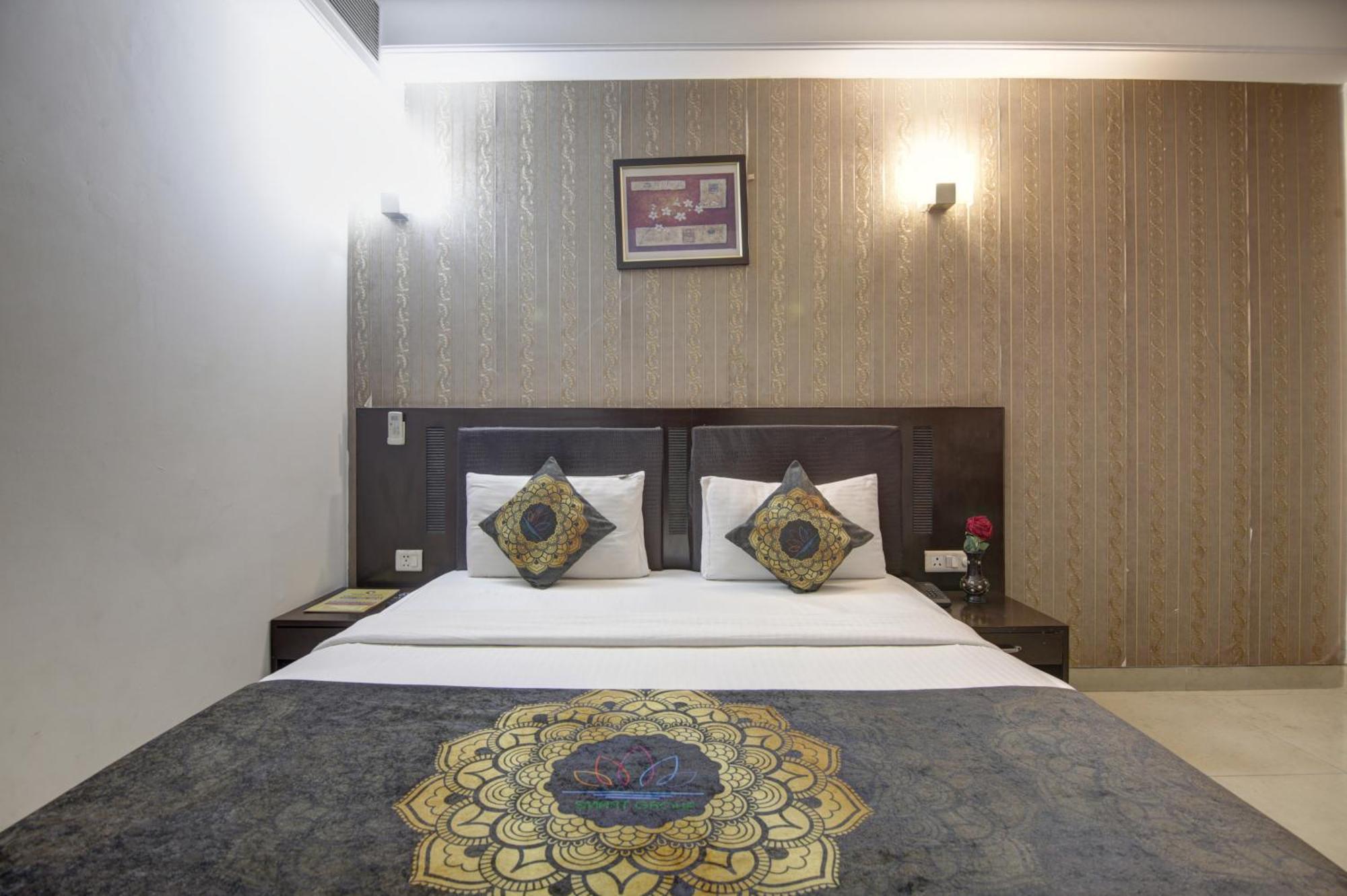 Hotel Venus Plaza Ню Делхи Екстериор снимка
